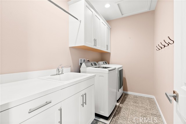28 Fosco Street, Rancho Mission Viejo CA: https://media.crmls.org/medias/450b89cc-03bc-4a45-9a2b-0952b3e6c57d.jpg