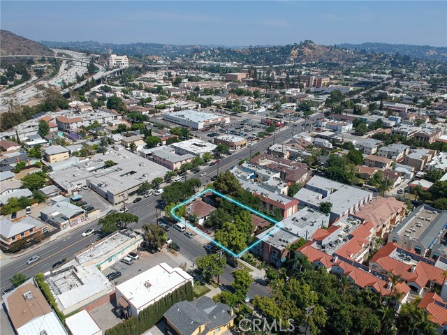 241 N Verdugo Road, Glendale CA: https://media.crmls.org/medias/450b9c0a-369d-4d7d-8f11-969ae01da0e8.jpg