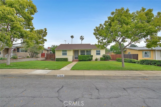 Image 2 for 704 N Redding Way, Upland, CA 91786