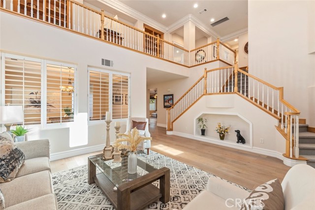 Detail Gallery Image 13 of 61 For 1455 Deer Hollow, Corona,  CA 92882 - 5 Beds | 3/1 Baths