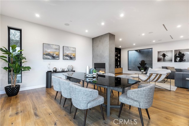 Detail Gallery Image 10 of 47 For 18296 Karen Dr, Tarzana,  CA 91356 - 5 Beds | 6 Baths