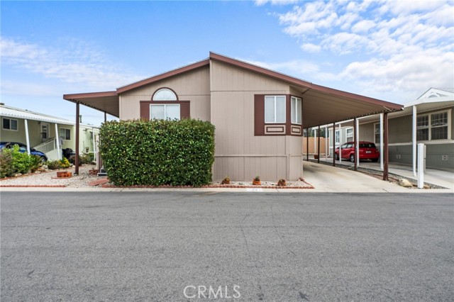 Detail Gallery Image 1 of 33 For 2140 Mentone Blvd. #73,  Mentone,  CA 92359 - 3 Beds | 2 Baths