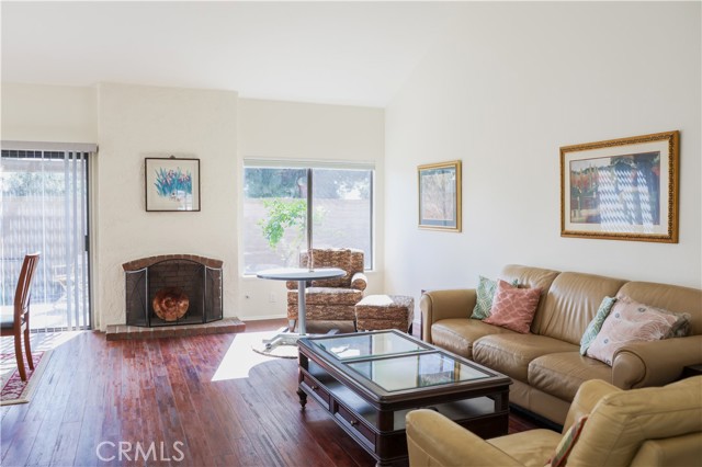 Detail Gallery Image 9 of 29 For 183 S Starflower, Brea,  CA 92821 - 3 Beds | 2/1 Baths