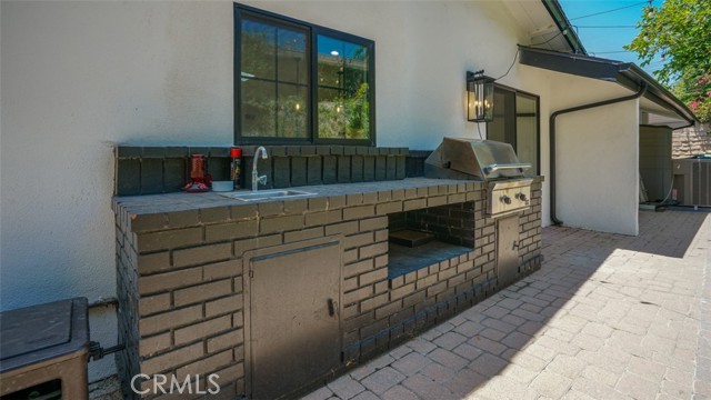 22914 Gershwin Drive, Woodland Hills CA: https://media.crmls.org/medias/450da20c-172c-4e8f-9c22-f2cb366d8099.jpg