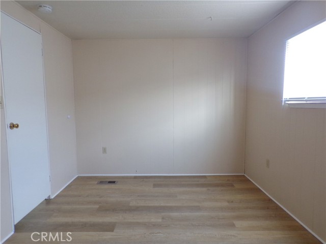 Detail Gallery Image 9 of 11 For 34449 Yucaipa #10,  Yucaipa,  CA 92399 - 2 Beds | 1 Baths