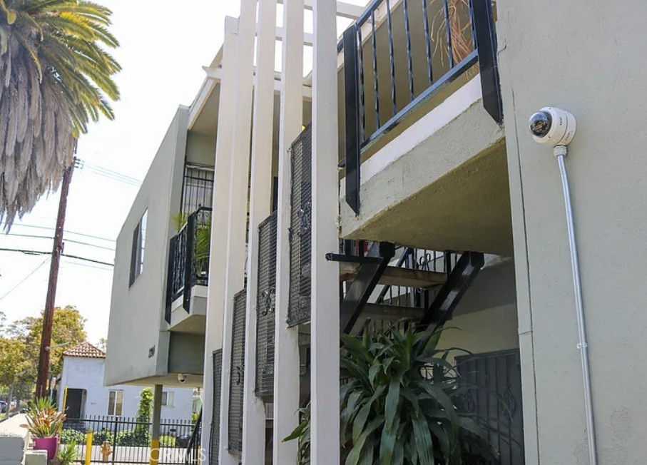 MLS #SR25082812 img 2