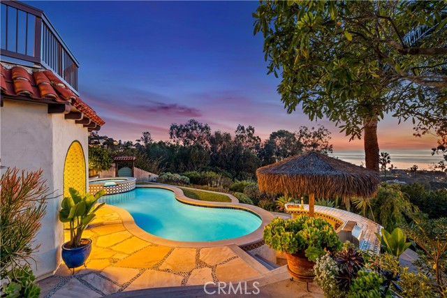 802 Rembrandt Drive, Laguna Beach CA: https://media.crmls.org/medias/4511737c-21cc-423a-89db-255ce4f0a485.jpg