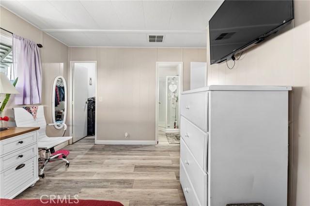Detail Gallery Image 14 of 36 For 1380 N Citrus #G17, Covina,  CA 91722 - 2 Beds | 2 Baths