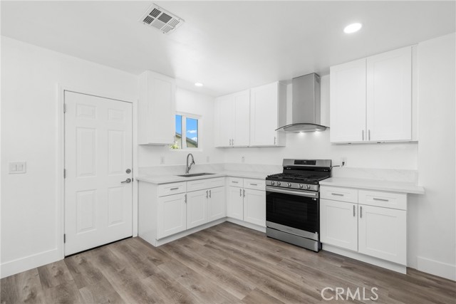 Detail Gallery Image 3 of 11 For 27328 Norwood St, Highland,  CA 92346 - 3 Beds | 1 Baths