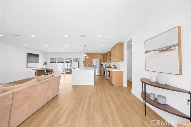 Image 3 of 27 For 2430 Marber  