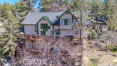 Detail Gallery Image 16 of 75 For 32455 Scandia, Running Springs,  CA 92382 - 3 Beds | 3 Baths