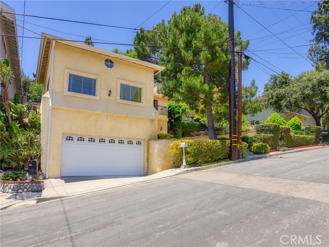 5815 Irving Avenue, La Crescenta CA: https://media.crmls.org/medias/4513a25c-2a7c-4cf3-bff6-3fad17b43cf2.jpg