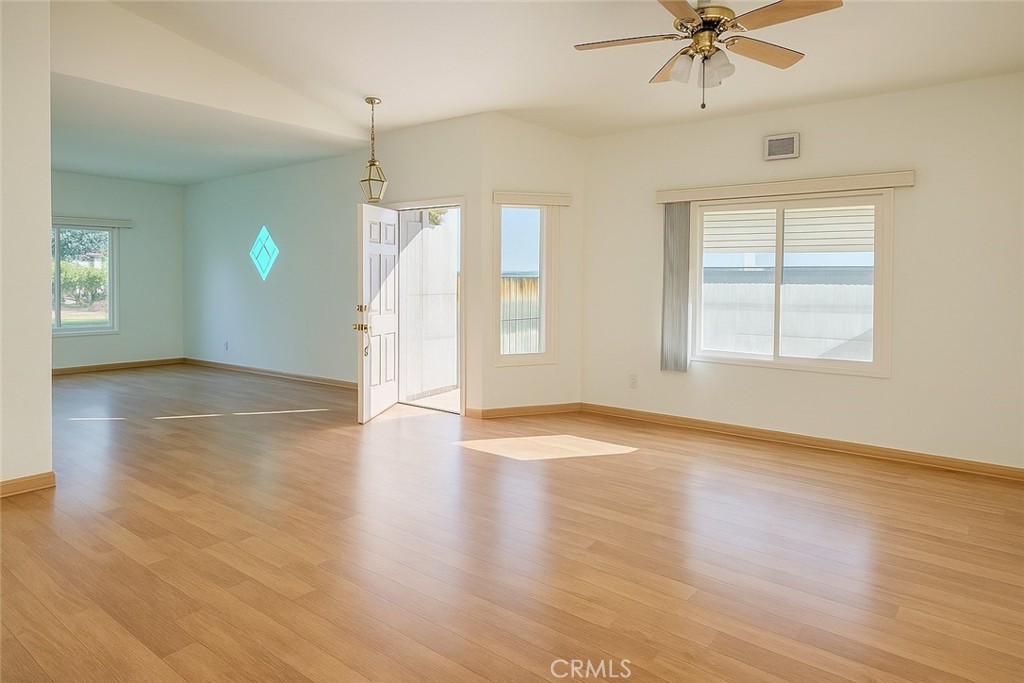 MLS #SW25250711 image #1