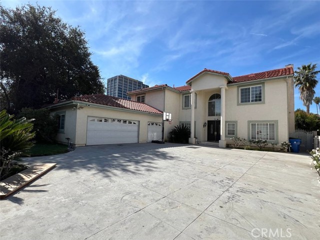 4751 Haskell Avenue, Encino CA: https://media.crmls.org/medias/451489b8-e4d0-4ea7-8aa9-f0aba7568308.jpg