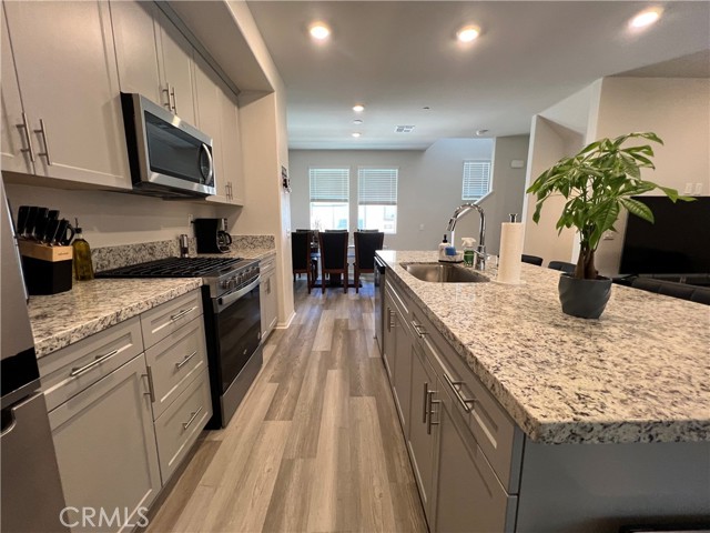 Detail Gallery Image 12 of 24 For 40463 Melrose Dr, Temecula,  CA 92591 - 2 Beds | 2/1 Baths