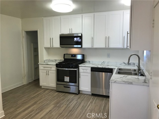 Detail Gallery Image 5 of 17 For 12081 Marigold Ave, Moreno Valley,  CA 92557 - 3 Beds | 1 Baths