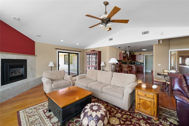 840 Via Bandolero, Arroyo Grande CA: https://media.crmls.org/medias/4515fe3d-7d05-42df-8c28-54f249a8f69b.jpg