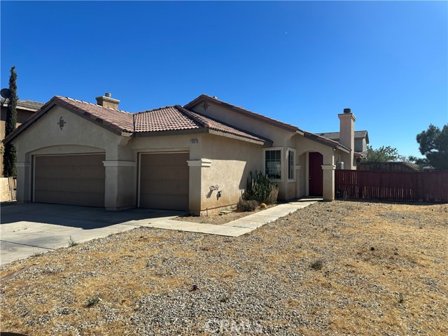 Detail Gallery Image 2 of 25 For 11557 Danielle Dr, Adelanto,  CA 92301 - 3 Beds | 2 Baths