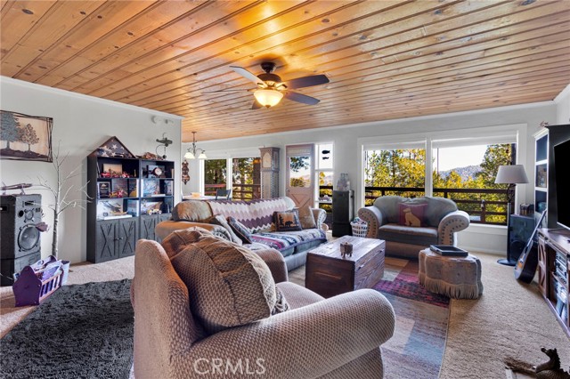 Detail Gallery Image 14 of 68 For 993 Mercury Way, Crestline,  CA 92325 - 2 Beds | 2 Baths