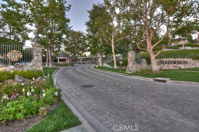 4516d7d7 E05d 4f13 B297 F78b0880bbcd