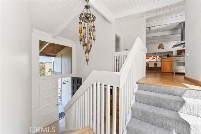 Detail Gallery Image 9 of 46 For 1961 San Remo Dr, Laguna Beach,  CA 92651 - 3 Beds | 2/1 Baths