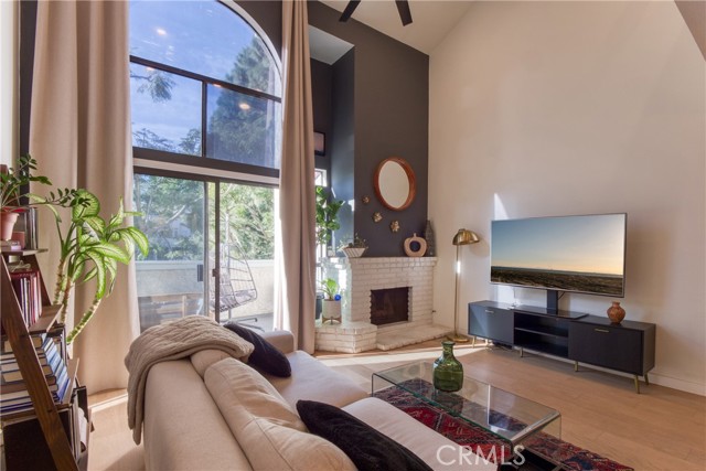 Detail Gallery Image 6 of 38 For 17202 Corbina Ln #205,  Huntington Beach,  CA 92649 - 1 Beds | 1 Baths