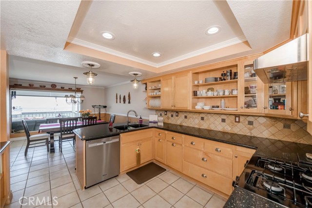 Detail Gallery Image 14 of 29 For 2020 S Western Ave #27,  San Pedro,  CA 90732 - 2 Beds | 2 Baths