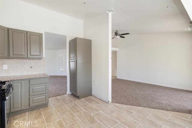 Detail Gallery Image 16 of 45 For 18233 Montgomery Ave, Fontana,  CA 92336 - 4 Beds | 2 Baths