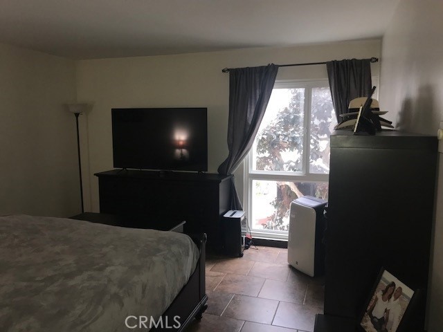 647 Prospect Avenue, Redondo Beach, California 90277, 2 Bedrooms Bedrooms, ,1 BathroomBathrooms,Residential,Sold,Prospect,SB22035409