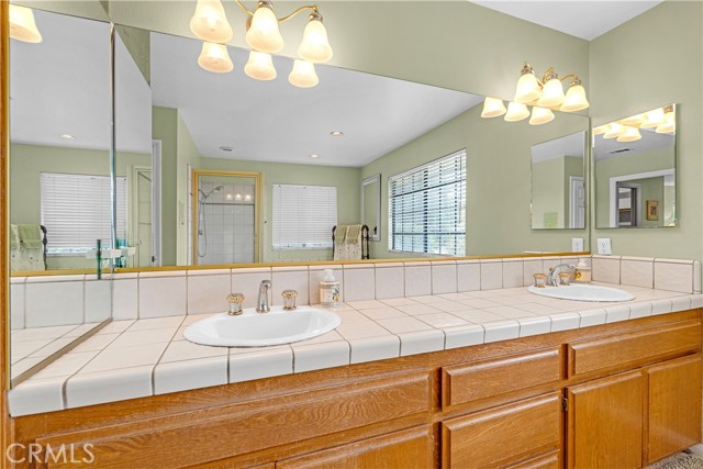 Image 25 of 45 For 785 Norumbega Drive