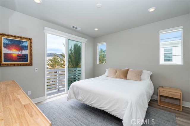 1450 Sea Lane, San Pedro CA: https://media.crmls.org/medias/451ca891-3dba-4c0e-aba3-57919de1d60a.jpg