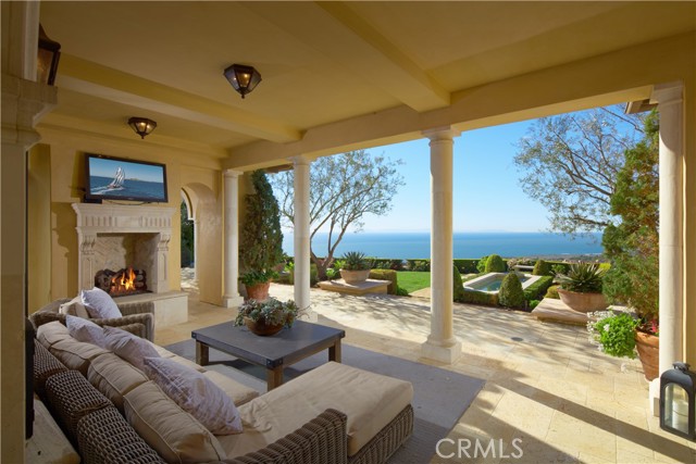 Detail Gallery Image 22 of 62 For 9 Clear Water, Newport Coast,  CA 92657 - 7 Beds | 8/3 Baths