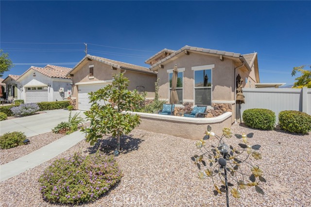 Detail Gallery Image 3 of 72 For 1332 via Rivas, Hemet,  CA 92545 - 2 Beds | 2 Baths