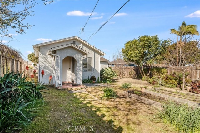 Detail Gallery Image 21 of 28 For 230 N D, Lompoc,  CA 93436 - 3 Beds | 2 Baths