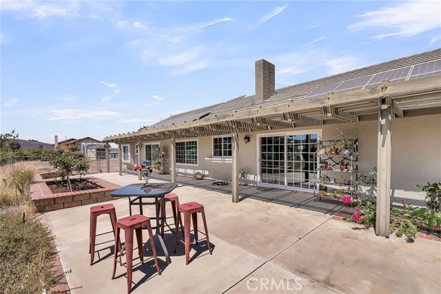 15725 Terraceview Court, Riverside CA: https://media.crmls.org/medias/451e178e-ade9-4254-9027-229c6b6f5206.jpg