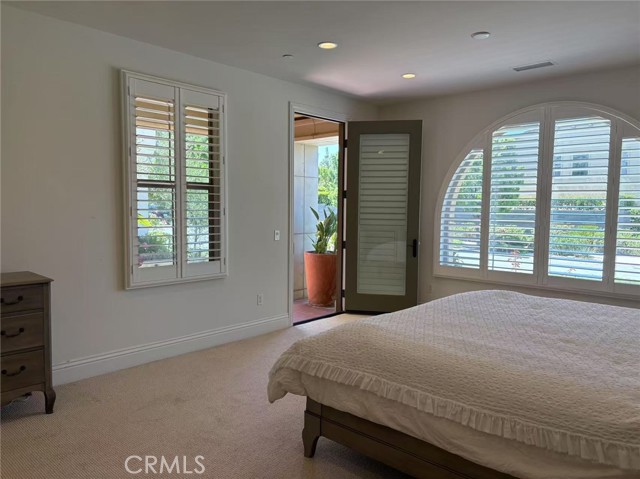 119 Kennard, Irvine CA: https://media.crmls.org/medias/451e7b4c-0d9d-4101-a503-67c7b612f52e.jpg
