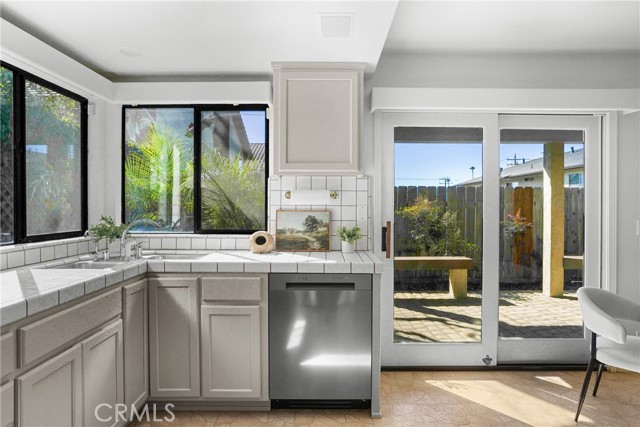 Detail Gallery Image 15 of 48 For 520 Rockaway, Grover Beach,  CA 93433 - 3 Beds | 2/1 Baths