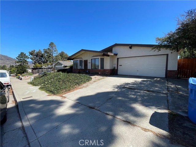 Detail Gallery Image 2 of 31 For 1545 Descanso St, San Luis Obispo,  CA 93405 - 4 Beds | 2 Baths