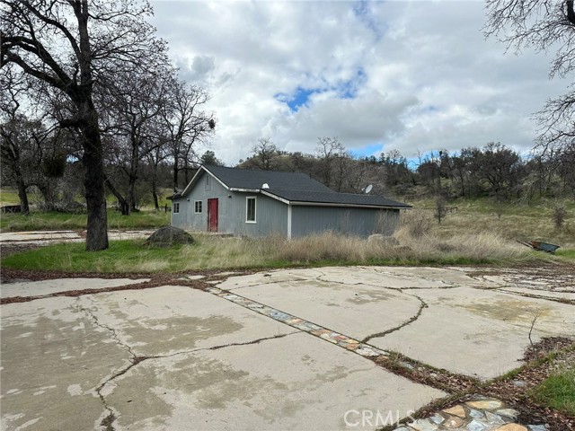 Image 12 of 60 For 43022 Apache Ranch Road