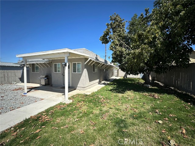 Detail Gallery Image 1 of 28 For 1830 Mentone Bld, Mentone,  CA 92359 - 4 Beds | 3 Baths