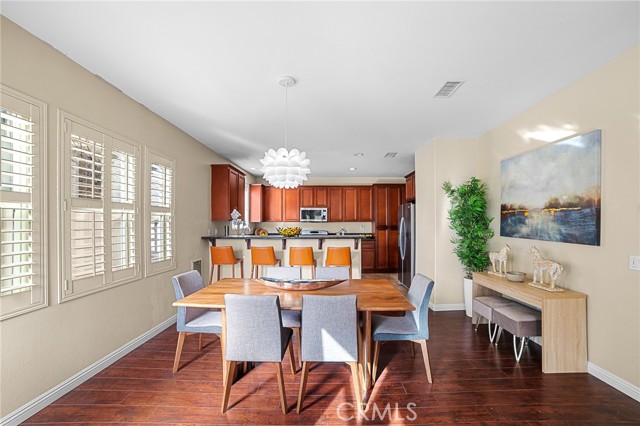 Detail Gallery Image 9 of 52 For 14578 Manchester Ave, Chino,  CA 91710 - 4 Beds | 2/1 Baths