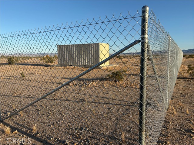 Detail Gallery Image 4 of 11 For 1000 Compadre Ln, Twentynine Palms,  CA 92277 - – Beds | – Baths