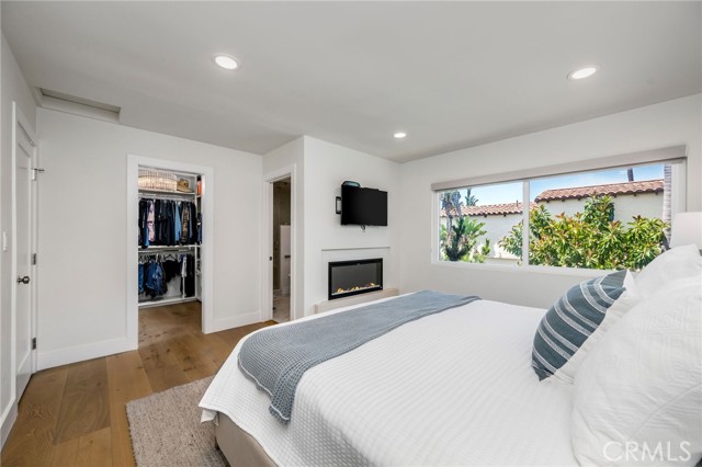 Detail Gallery Image 8 of 15 For 3420 Alma Ave, Manhattan Beach,  CA 90266 - 3 Beds | 3 Baths