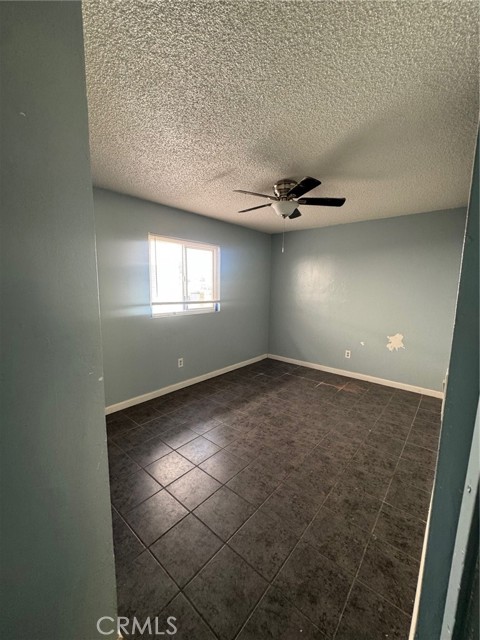 707 Sterling Road, Bakersfield CA: https://media.crmls.org/medias/45244ea1-49d9-4c26-845f-5f88ae7f0323.jpg