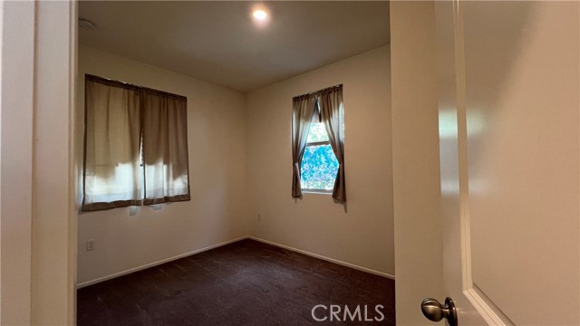 Detail Gallery Image 7 of 20 For 24709 6th St, San Bernardino,  CA 92410 - 3 Beds | 3 Baths