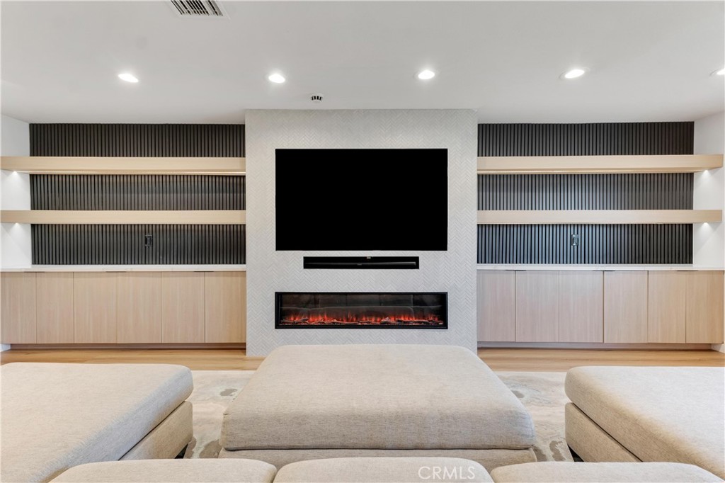 MLS #SR25264435 image #5