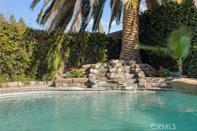 Detail Gallery Image 8 of 58 For 217 Zion Canyon Ct, Chico,  CA 95973 - 4 Beds | 3 Baths