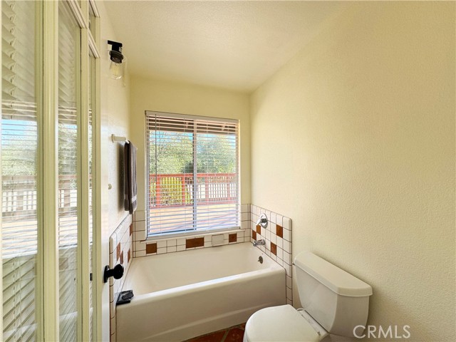 Detail Gallery Image 18 of 60 For 14605 Tomki Rd, Redwood Valley,  CA 95470 - 3 Beds | 2 Baths