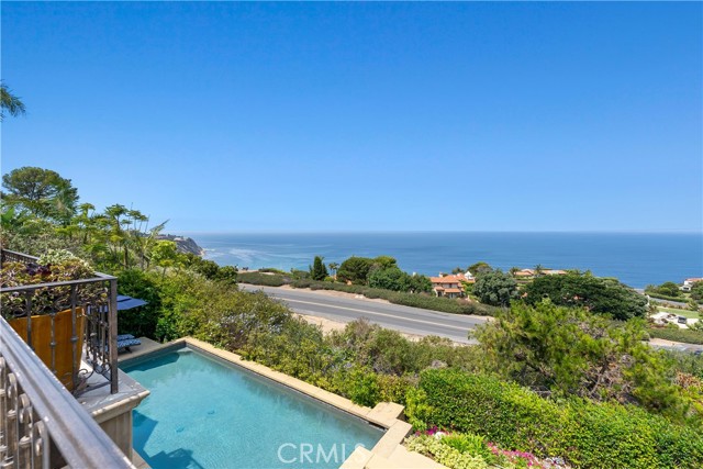1509 Via Montemar, Palos Verdes Estates, California 90274, 4 Bedrooms Bedrooms, ,4 BathroomsBathrooms,Residential,Sold,Via Montemar,SB21180594