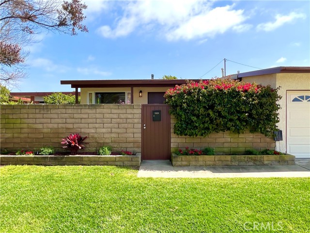 Detail Gallery Image 3 of 53 For 3428 W 229th Pl, Torrance,  CA 90505 - 4 Beds | 2 Baths